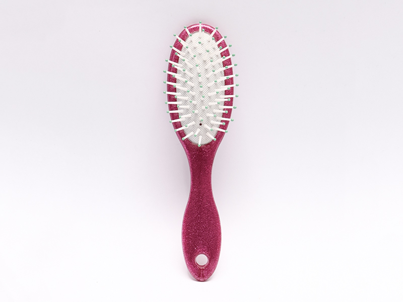 2022 Petite brosse de massage en plastique pour bébé