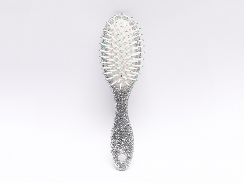 2022 Petite brosse de massage en plastique pour bébé