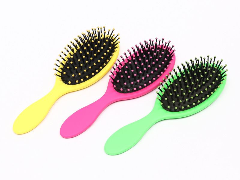 Brosse démêlante de massage de tête en silicone