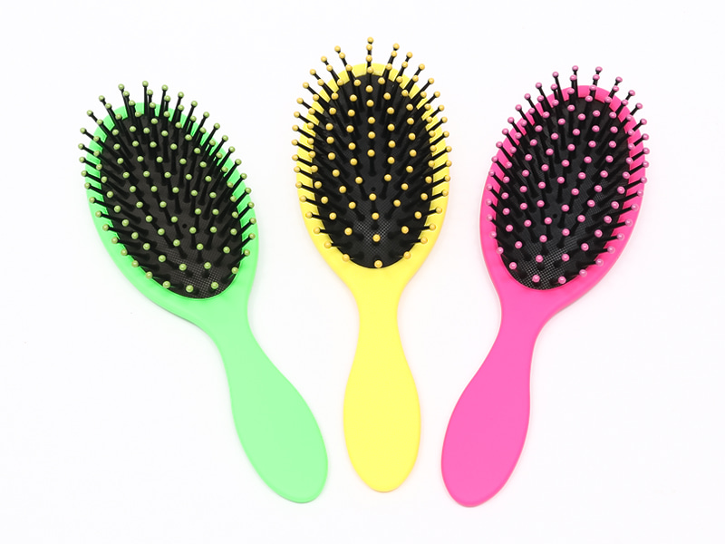 Brosse démêlante de massage de tête en silicone