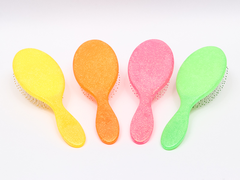 Brosse à coussin d'air ovale pour massage du cuir chevelu
