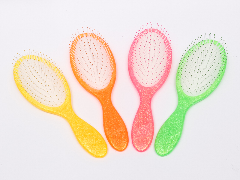 Brosse à coussin d'air ovale pour massage du cuir chevelu