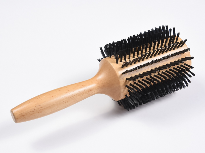 Brosse à cheveux ronde en bois de bambou