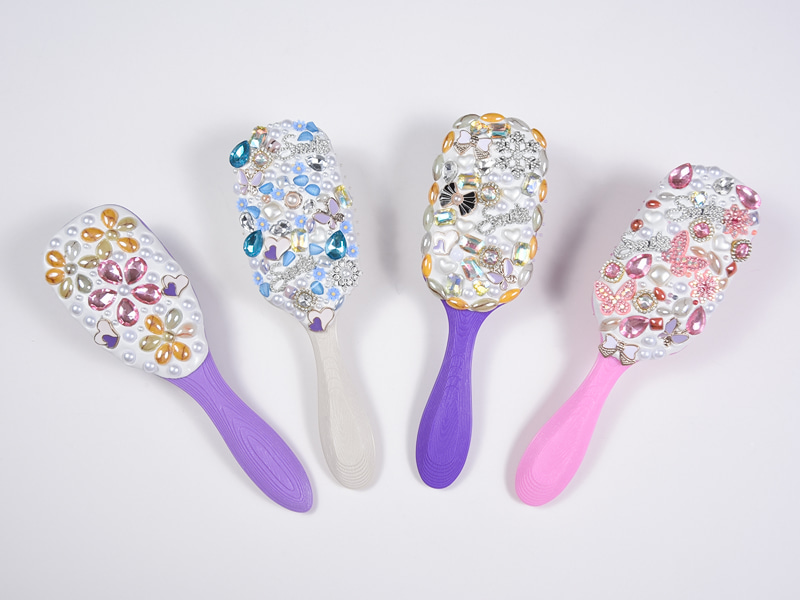 Brosse à cheveux démêlante ovale Jewelry Bling