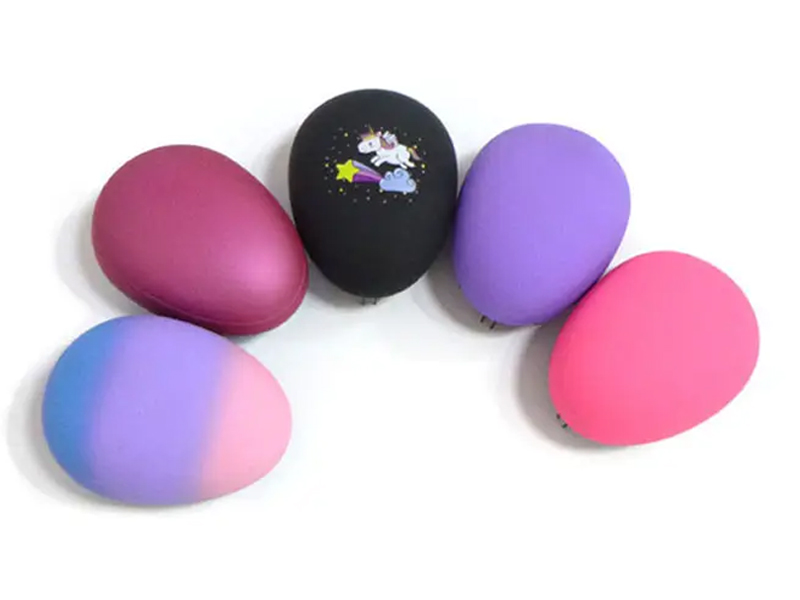 Brosse démêlante antistatique de massage de cheveux anti-enchevêtrement multi-couleurs