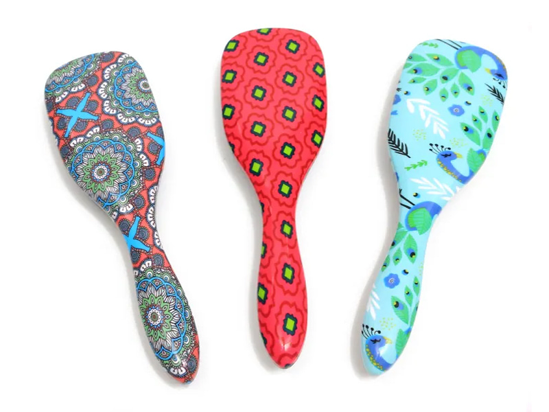 Brosse à cheveux démêlante bouclée en nylon coussin