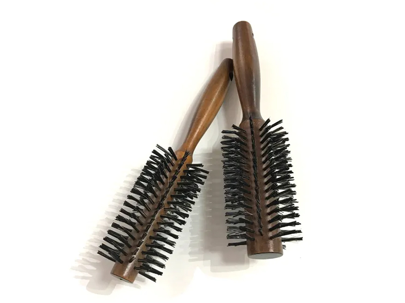 Brosse à cheveux synthétique ronde en poils de bambou