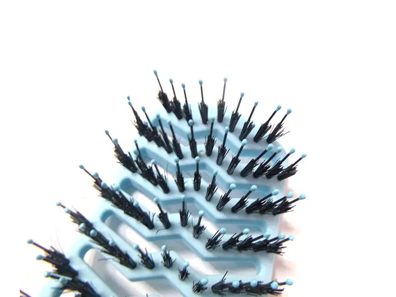 Brosse à cheveux démêlante avec poils