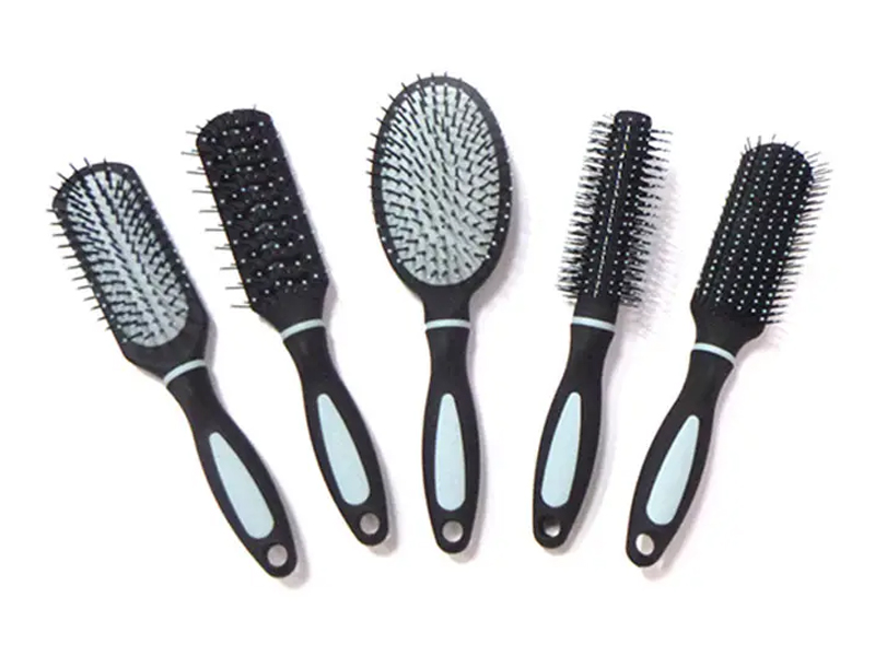 Ensemble de brosses à cheveux en plastique avec revêtement en caoutchouc