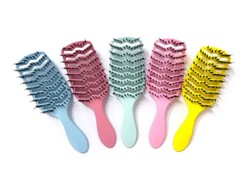 Brosse d'extension de cheveux à palette d'aération incurvée