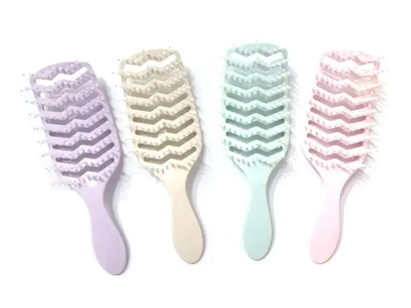 Brosse à cheveux à palette ventilée naturelle en plastique