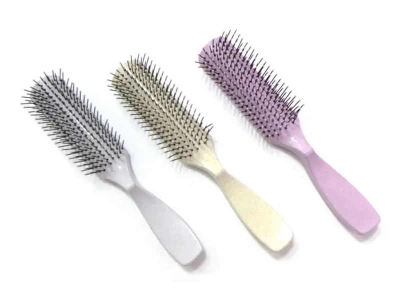 Brosse à cheveux démêlante colorée en plastique