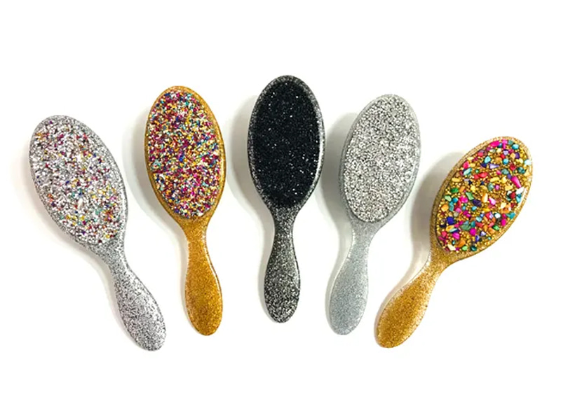 Brosse à cheveux en plastique ovale Jewelry Bling avec poignée