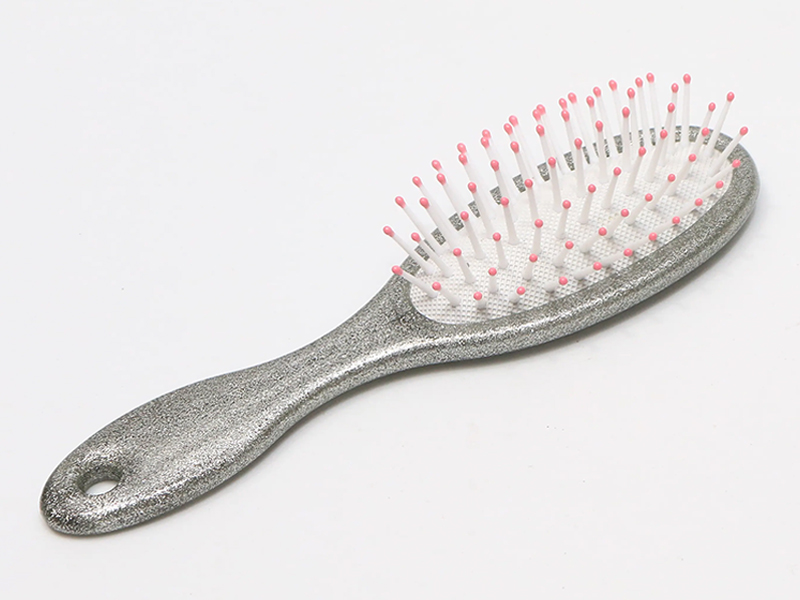 Petite brosse de massage en plastique pour bébé 2022