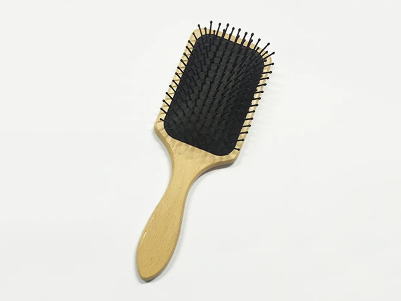 Brosse à cheveux en bois et en bambou BSCI