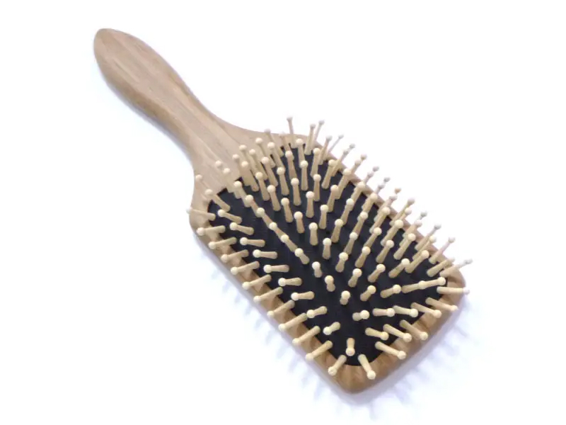 Brosse à cheveux démêlante en bambou