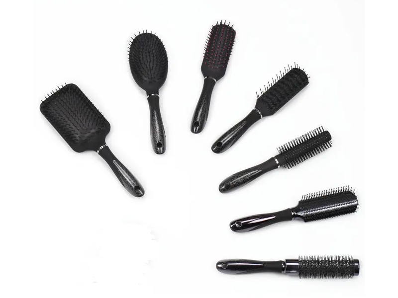 Ensemble de brosses à cheveux en plastique