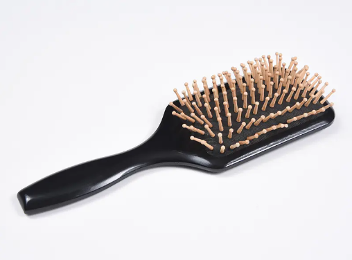 Quelles sont les meilleures étapes pour utiliser une brosse à cheveux démêlante ?
