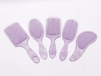Comment savoir si un ensemble de brosses à cheveux a tendance à perdre ou à perdre ses poils ?